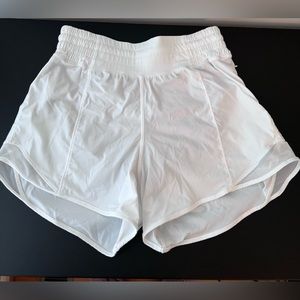 Lululemon Hotty Hot High-Rise Lined Short 4”